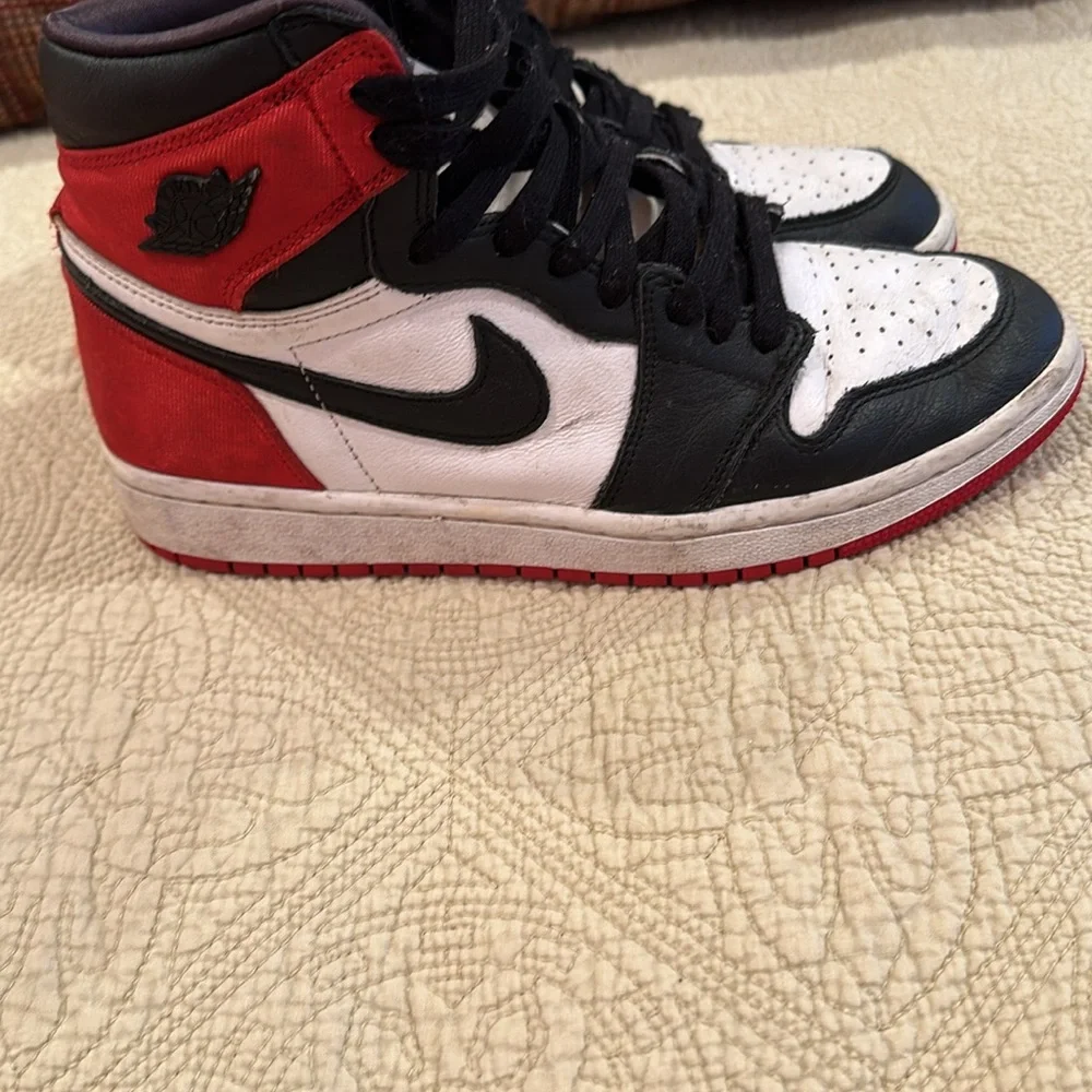 Nike Air Jordan woman’s size 8.5 - Picture 3 of 6